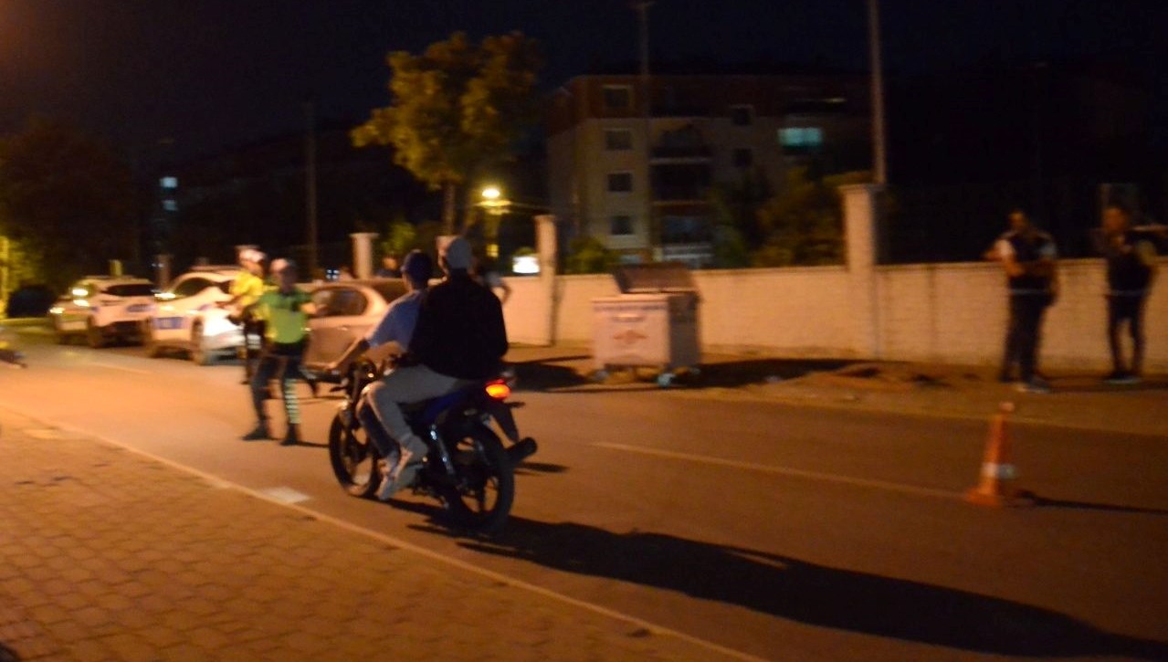 Polis ve motorsikletli arasında kovalamaca: Binlerce lira ceza kesildi