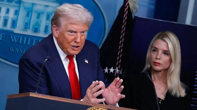 Trump: Putin görüşmesinde işgal edilen Ukrayna topraklarının bir kısmını geri almaya çalışacağım