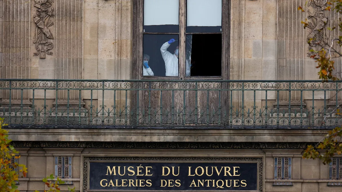 Louvre Müzesi’nde tarihi soygun: Bazı mücevherler merkez bankasına taşındı