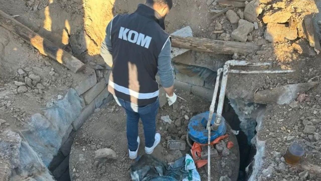 Ağrı’da kaçakçılara darbe! Yerin altından resmen servet fışkırdı