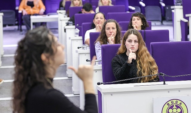 Buca Belediyesi’nden engelsiz hizmet için önemli adım; Belediye personeline işaret dili eğitimi