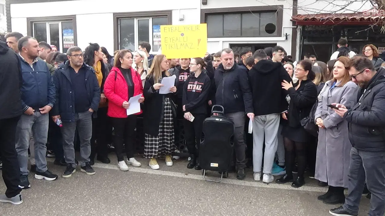 Edirne’de okullarına yıkım kararı verilen öğrencilerden eylem: ‘Okulumuz Edirne’nin en iyi ve en köklü okullarından biri’