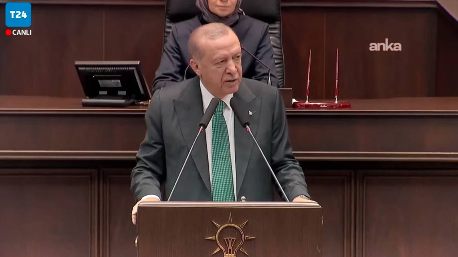 Erdoğan, partisinin grup toplantısında açıklamalarda bulunuyor