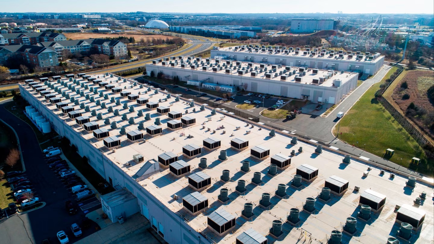 Yapay zeka veri merkezlerine yapılan yatırım petrol yatırımlarını geçti!