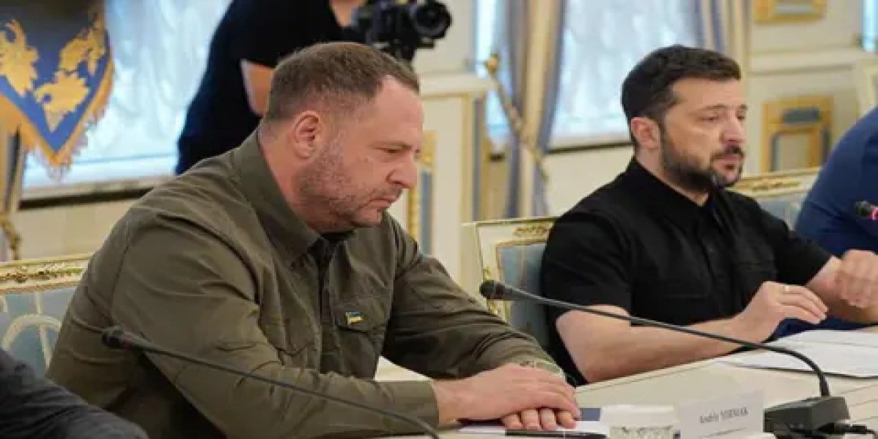 Zelenski’nin sağ koluna ülkesinde arama şoku