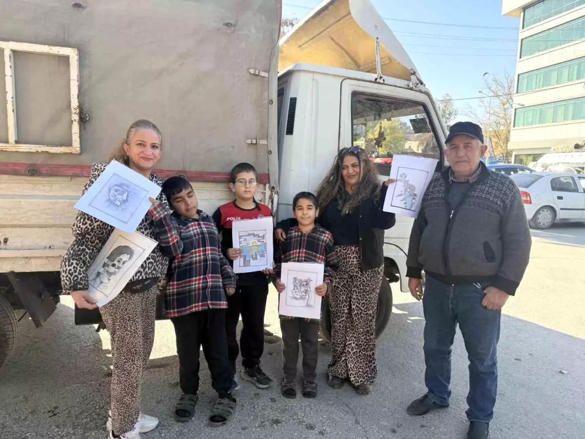 Çizimlerini gören ressam sanıyor: Nakliyatçının resimleri ressamların çizimlerini aratmıyor