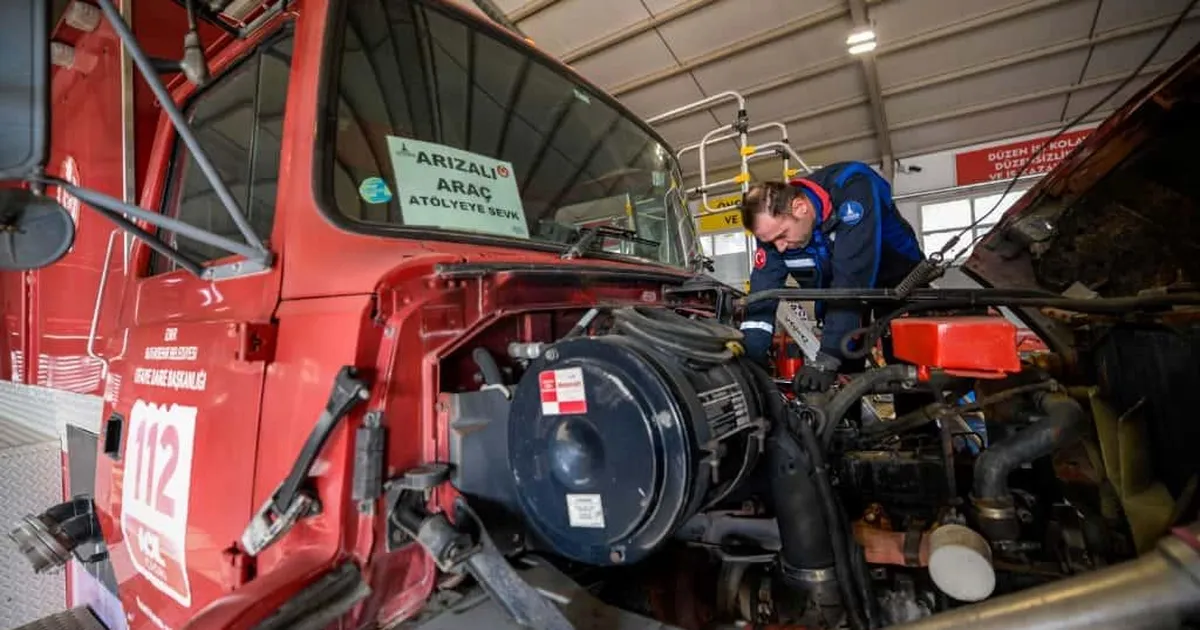 İzmir Büyükşehir’den itfaiye araçlarına güçlü lojistik destek