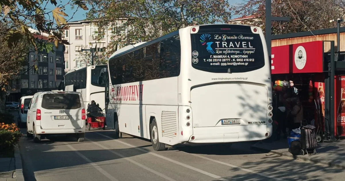 Keşan’da otobüs parkları trafiği kilitliyor!