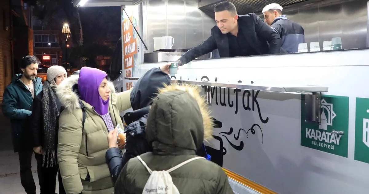 Konya Karatay’da Şeb-i Arus’a özel çorba ikramı