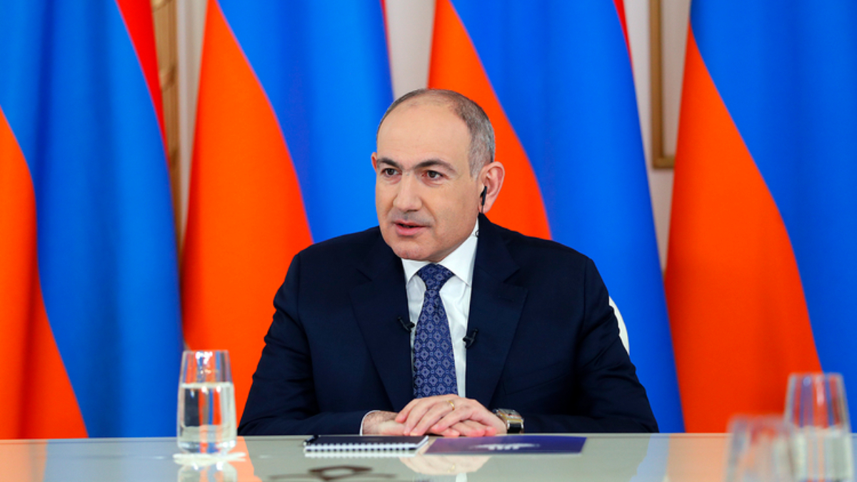 Nikol Paşinyan: Karabağ’a geri dönüş gerçekçi değil