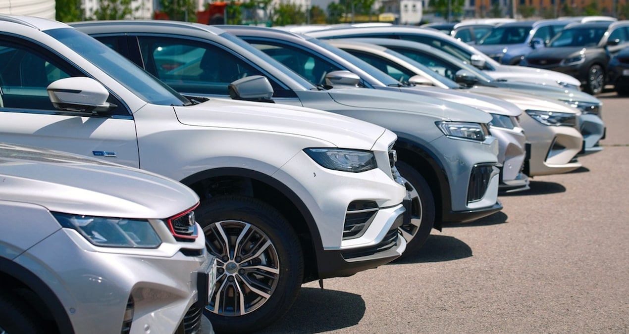 Otomobilde indirim sağanağı: Patron çıldırdı: Bazı modellerde 300 bin lirayı aştı